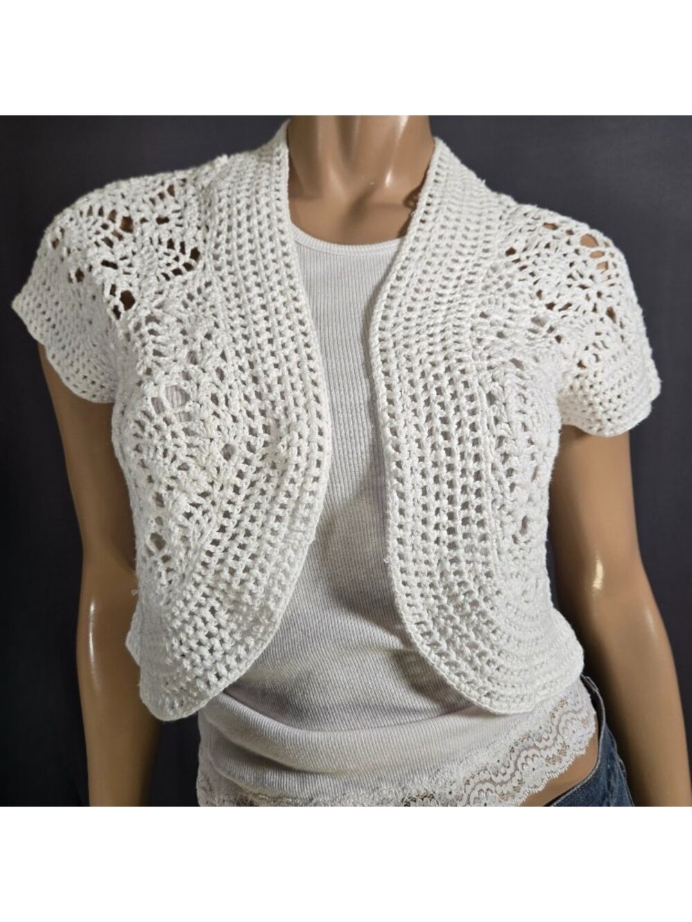 Vintage Y2K White Crochet Shrug Cardigan Size L Cotton Short Sleeve Fairy Boho